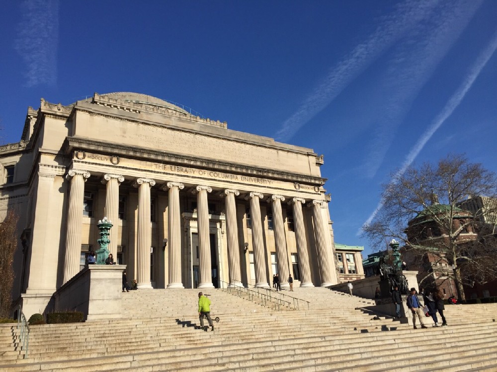 哥伦比亚大学