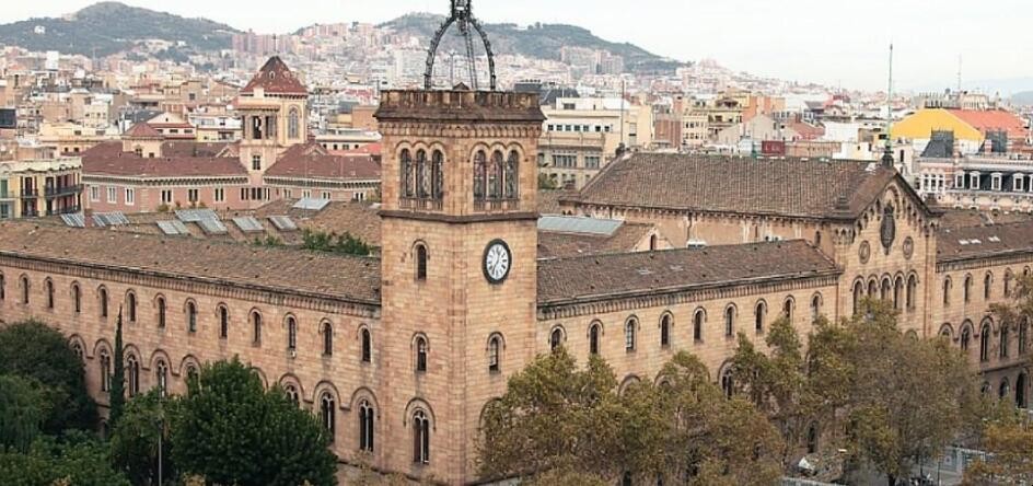 巴塞罗那自治大学