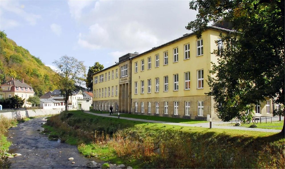 德累斯顿工业大学